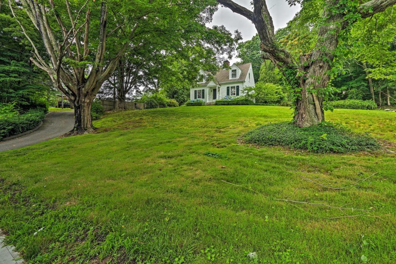 Historic Essex Home With Large Yard Near Downtown! Экстерьер фото